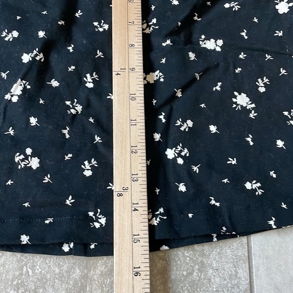 art class black,floral white design XL(14-16)mini skirt for girls - Picture 7 of 7